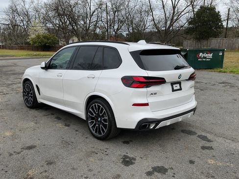 Used 2024 BMW X5 xDrive50e w/ Premium Package AWD/4WD image 6