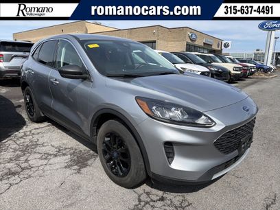 Used 2022 Ford Escape SE w/ Cold Weather Package