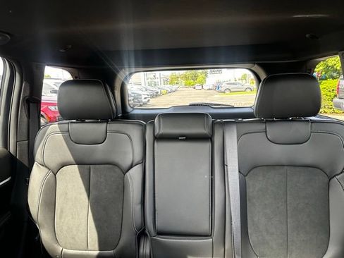 New 2026 Jeep Grand Cherokee Altitude AWD/4WD image 30
