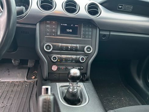 Used 2020 Ford Mustang GT image 24