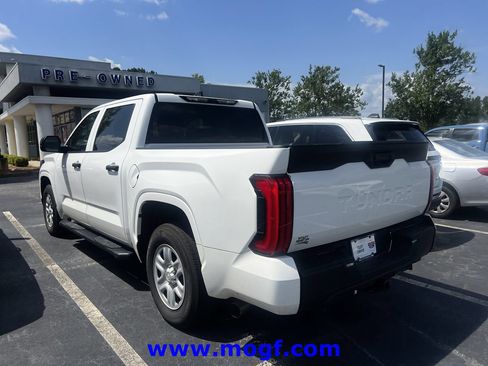 Used 2022 Toyota Tundra SR RWD image 2