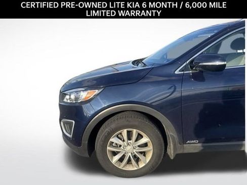Used 2018 Kia Sorento AWD image 2