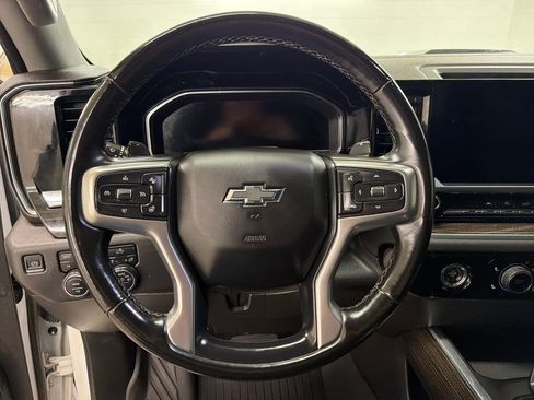 Used 2023 Chevrolet Silverado 1500 LT Trail Boss w/ Protection Package AWD/4WD image 18