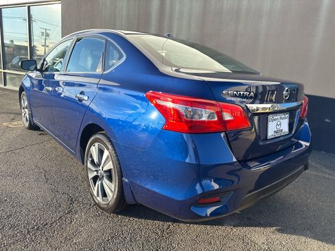 Used 2016 Nissan Sentra SL w/ Technology Package image 4