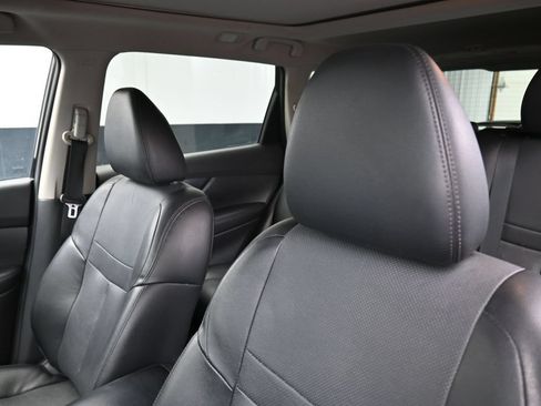 Used 2015 Nissan Rogue SL w/ SL Premium Package AWD/4WD image 14