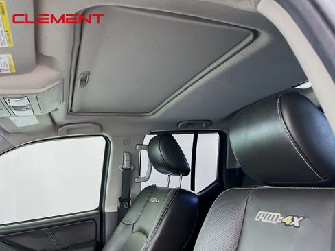Used 2017 Nissan Frontier PRO-4X w/ Pro-4x Luxury Package AWD/4WD image 24