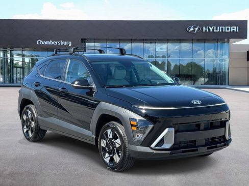 Certified 2025 Hyundai Kona SEL AWD/4WD image 1