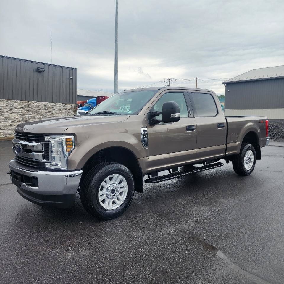 Used 2019 Ford F250 XLT AWD/4WD image 3
