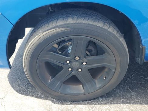 Used 2018 RAM 1500 Sport w/ Hydro Blue Sport Package RWD image 4