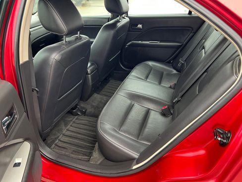 Used 2011 Ford Fusion SEL w/ 302A Rapid Spec Order Code image 17