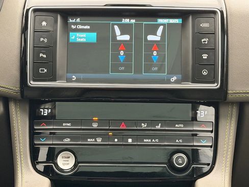 Used 2017 Jaguar F-PACE R-Sport image 30