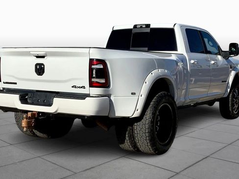 Used 2024 RAM 3500 Laramie w/ Night Edition image 12