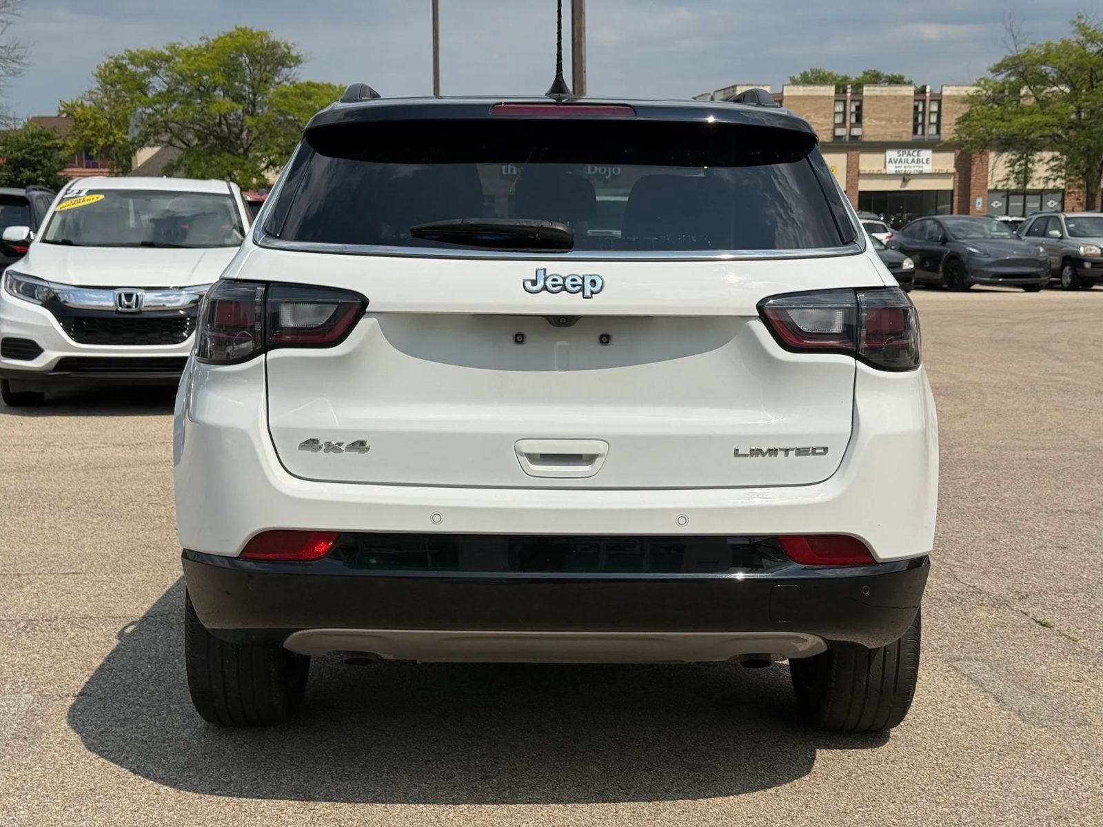 Used 2024 Jeep Compass Limited w/ Elite Group AWD/4WD image 6