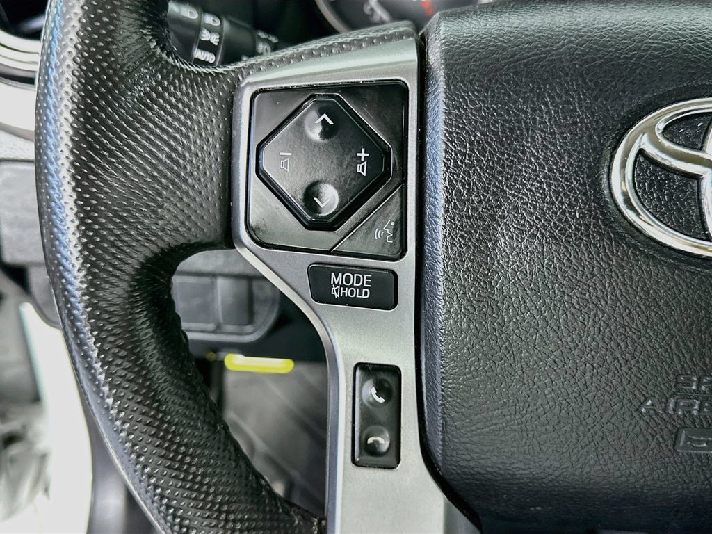Used 2021 Toyota Tacoma SR5 RWD image 22