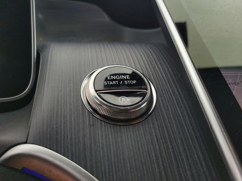 Certified 2026 Mercedes-Benz GLC 300 4MATIC image 33