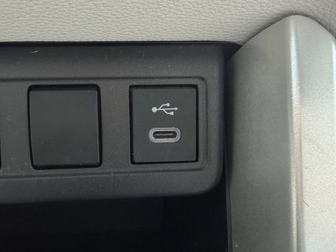 Used 2024 Toyota Corolla Cross L FWD image 15