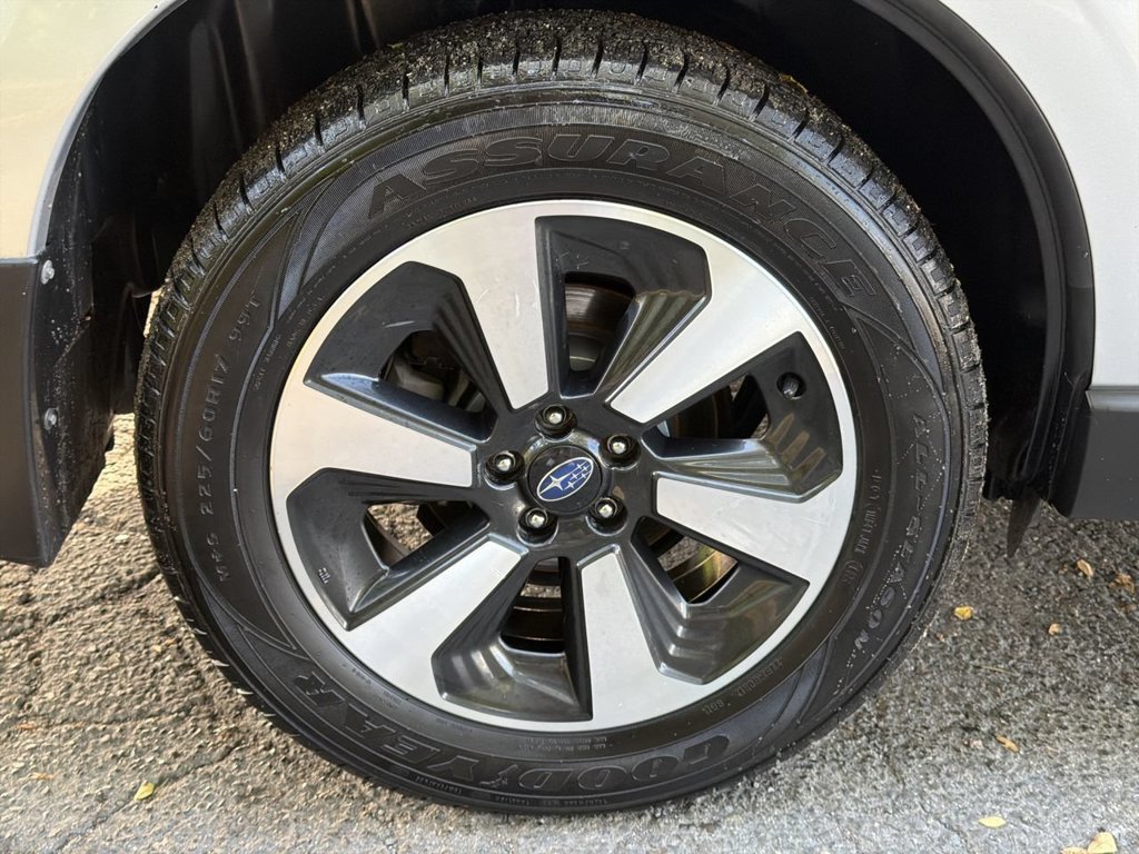 Used 2018 Subaru Forester 2.5i Limited AWD/4WD image 12