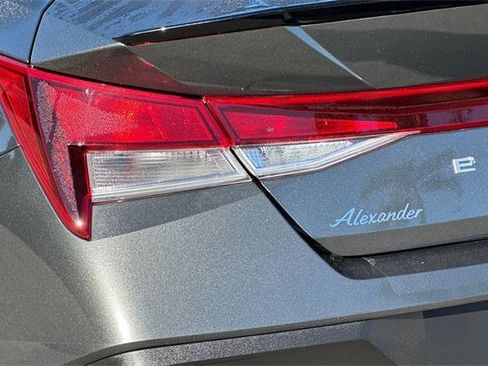 Certified 2025 Hyundai Elantra Sport image 27