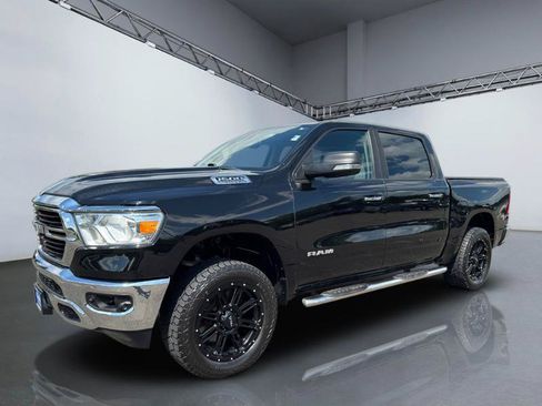 Used 2019 RAM 1500 Big Horn AWD/4WD image 12