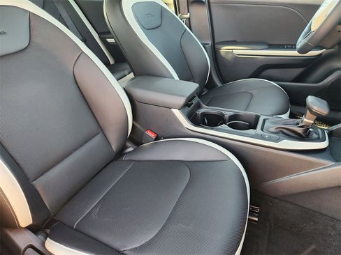 New 2025 Kia K4 GT-Line image 11