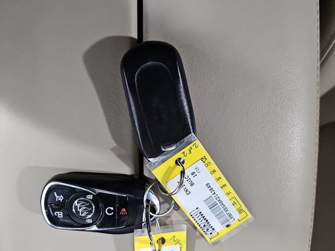Used 2019 Buick Envision Preferred FWD image 28
