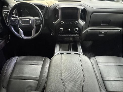 Used 2023 GMC Sierra 3500 Denali image 16