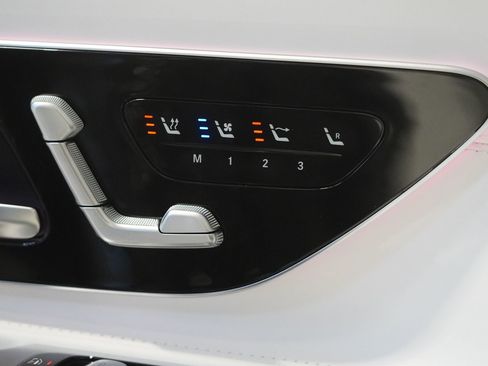 New 2026 Mercedes-Benz Maybach SL 680 image 36