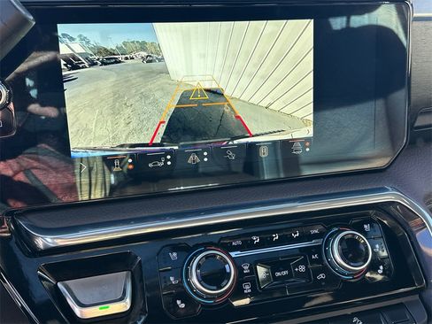 Used 2024 GMC Sierra 2500 Denali w/ Denali Reserve Package image 31