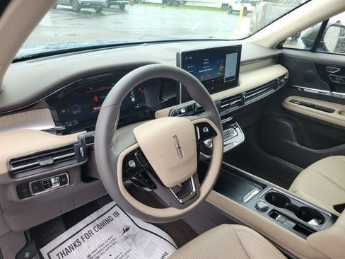 Certified 2023 Lincoln Corsair AWD w/ Equipment Group 101A image 28