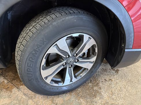 Used 2020 Honda CR-V LX image 11