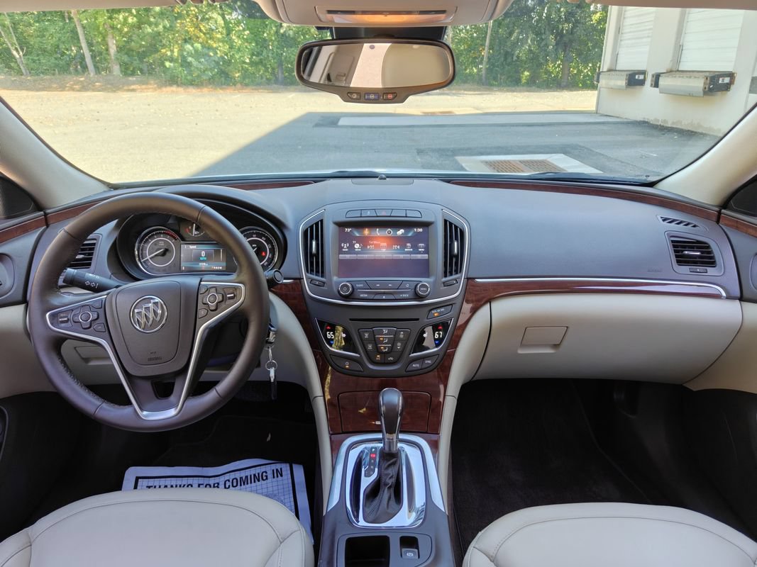 Used 2016 Buick Regal FWD image 16