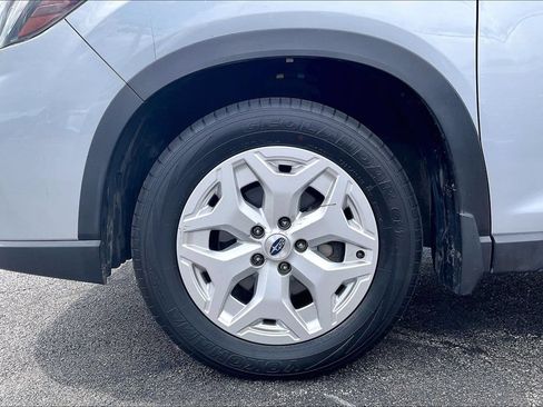 Used 2019 Subaru Forester AWD/4WD image 10