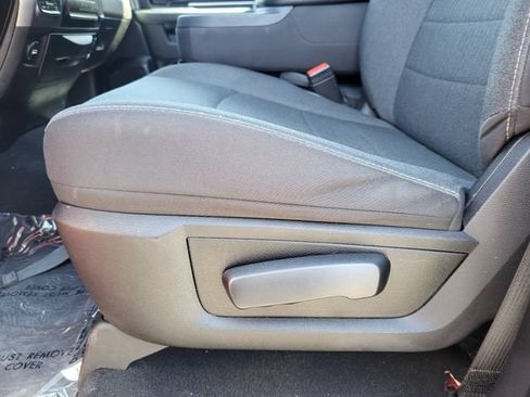 Used 2024 RAM 1500 Warlock AWD/4WD image 17