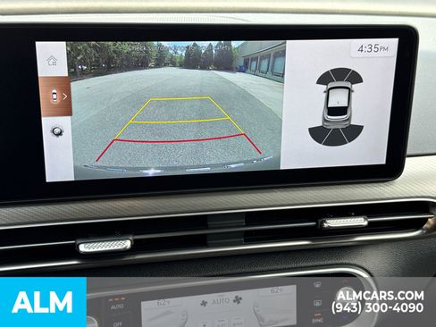 Used 2025 Genesis GV60 RWD image 34