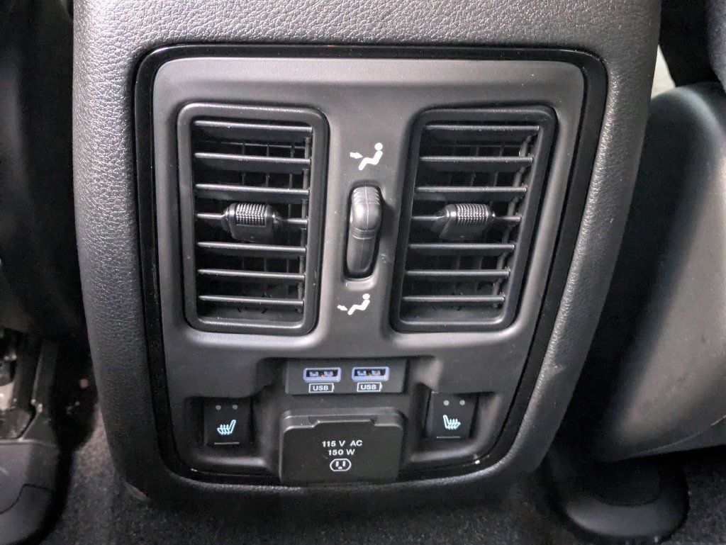 Used 2025 Dodge Durango R/T AWD/4WD image 26