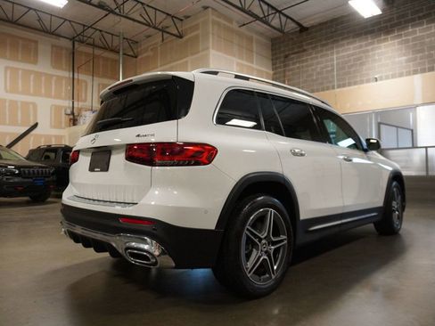 Used 2020 Mercedes-Benz GLB 250 4MATIC image 4