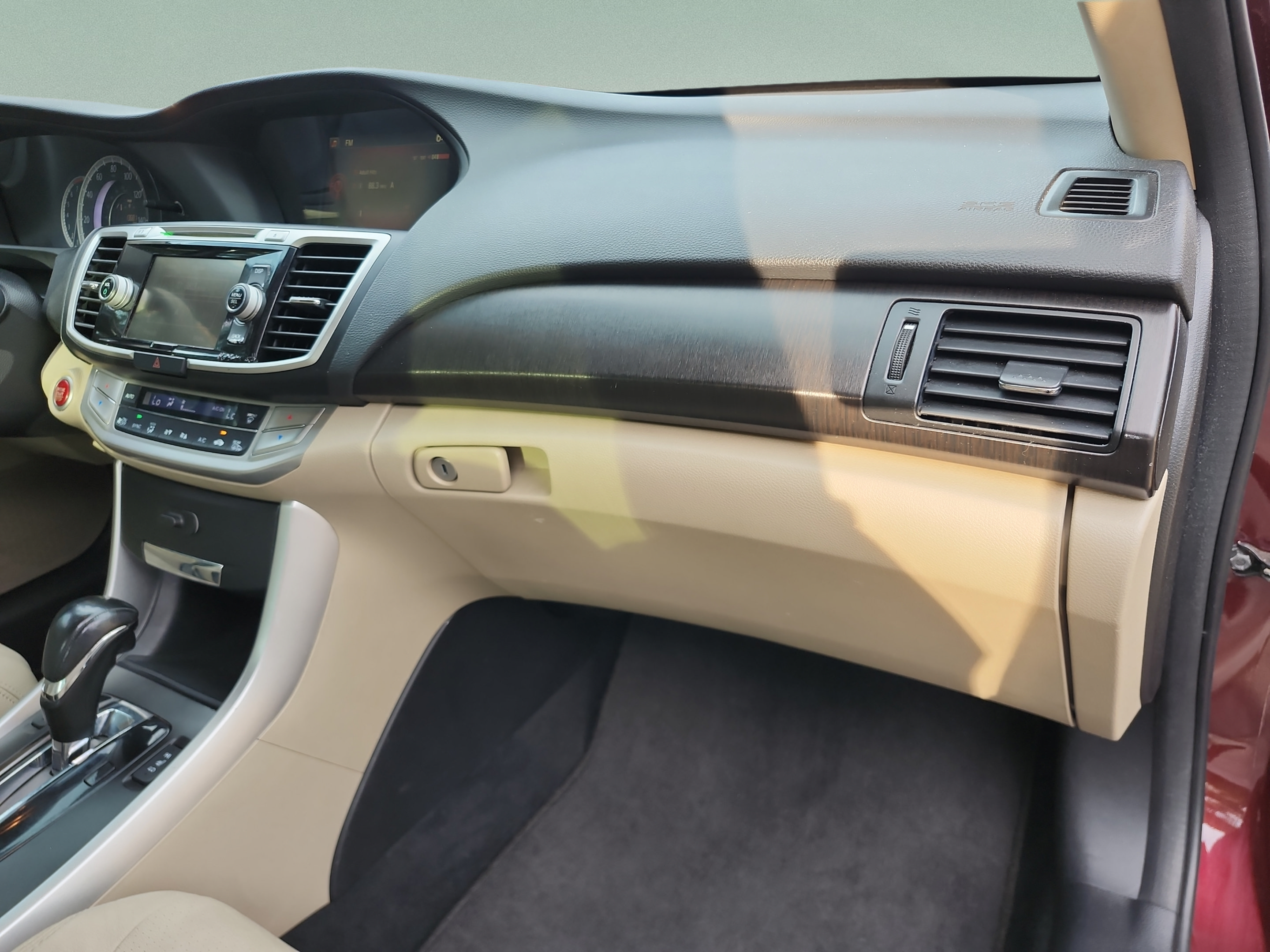 Used 2014 Honda Accord EX-L image 23