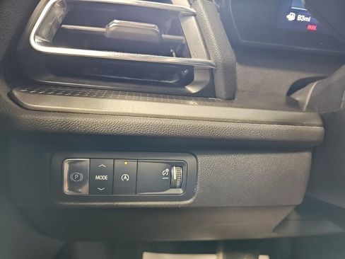 Used 2024 Chevrolet Traverse LS FWD image 28