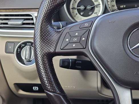 Used 2016 Mercedes-Benz E 350 Sedan image 26