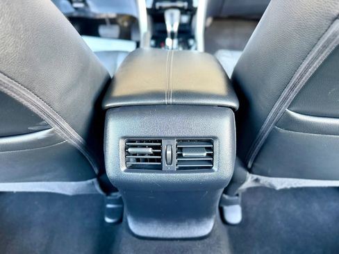 Used 2017 Honda Accord EX-L image 13