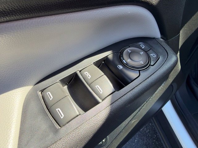 Used 2020 Chevrolet Equinox LT FWD image 28