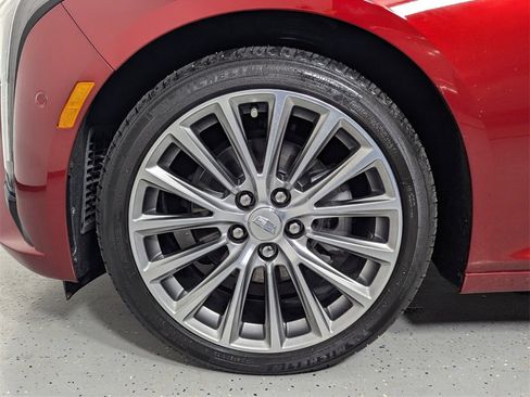 Used 2025 Cadillac CT5 Premium Luxury image 9