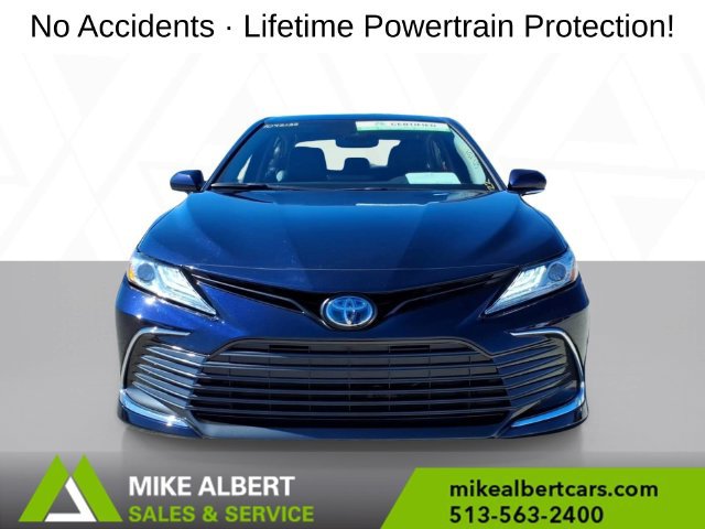 Used 2022 Toyota Camry XLE FWD image 2