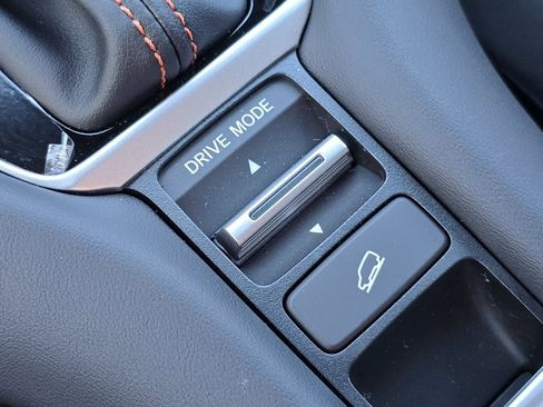 New 2026 Honda HR-V Sport image 6