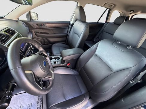 Used 2019 Subaru Outback 2.5i Limited w/ Popular Package #2 AWD/4WD image 13