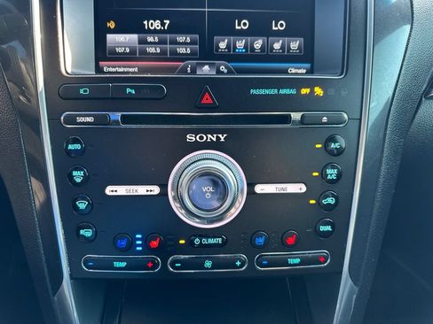 Used 2016 Ford Explorer Sport w/ Equipment Group 401A AWD/4WD image 4