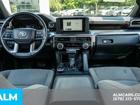 Used 2025 Toyota 4Runner SR5 RWD image 28