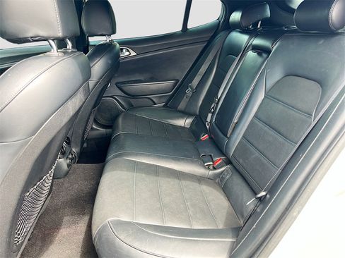 Used 2020 Kia Stinger GT2 image 25