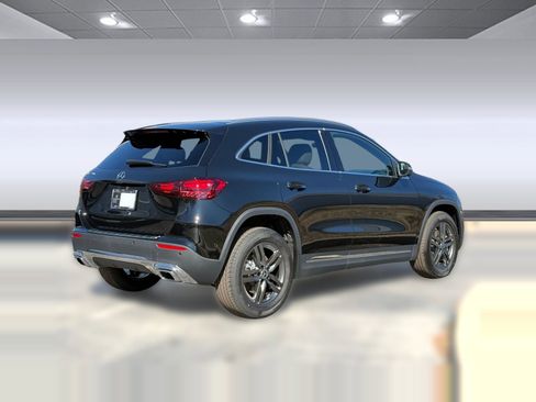 New 2026 Mercedes-Benz GLA 250 image 8