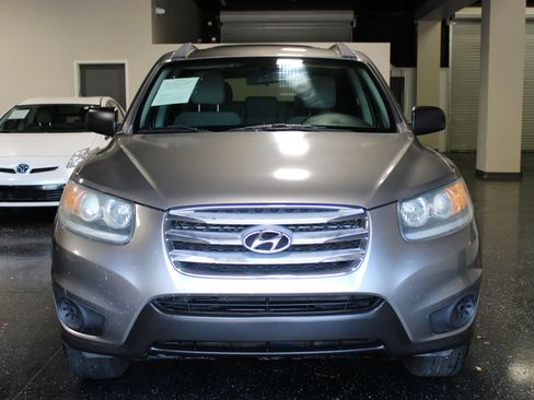 Used 2012 Hyundai Santa Fe GLS FWD image 7